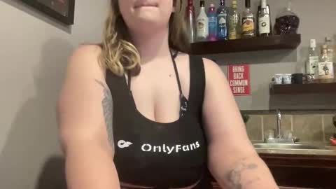 Snapshot of laneybaby666 chatting on 11/07/25, 02:55 Laney online show from 11/07/25, 02:55