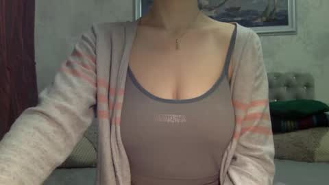 Snapshot of langoria chatting on 11/06/25, 05:58 langoria online show from 11/06/25, 05:58