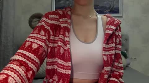 Snapshot of langoria chatting on 11/29/25, 11:19 langoria online show from 11/29/25, 11:19