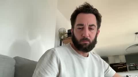 Snapshot of lanimalr chatting on 12/02/24, 11:01 Lanimal online show from 12/02/24, 11:01