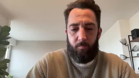 Snapshot of lanimalr chatting on 10/20/25, 08:15 Lanimal online show from 10/20/25, 08:15