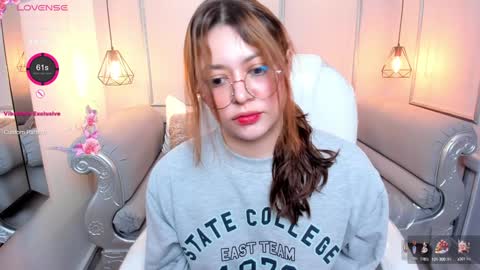 Lanna online show from 12/29/24, 03:13