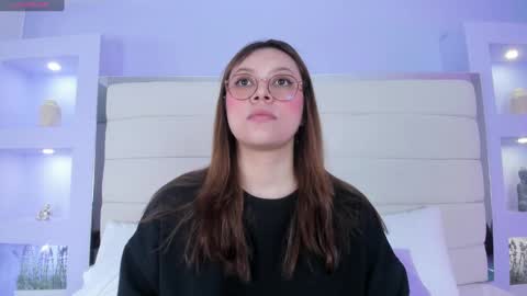 Lanna online show from 01/25/25, 11:44