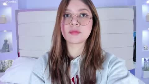 Lanna online show from 03/03/25, 11:44