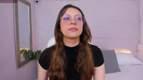 Snapshot of lanna_18_ chatting on 06/02/26, 11:45 Lanna online show from 06/02/26, 11:45
