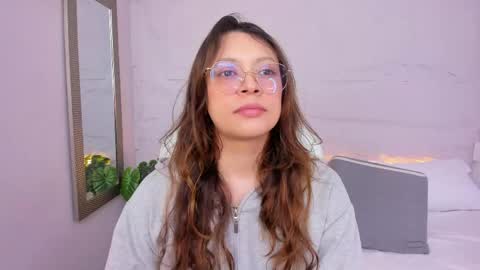 Snapshot of lanna_18_ chatting on 06/05/26, 11:49 Lanna online show from 06/05/26, 11:49