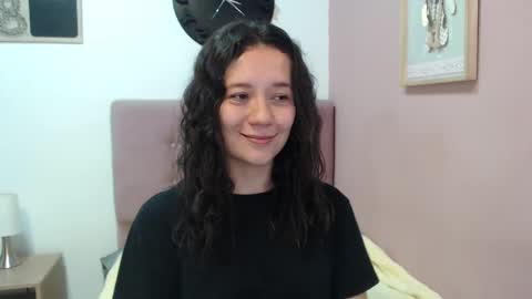 Lanna online show from 03/11/25, 04:29