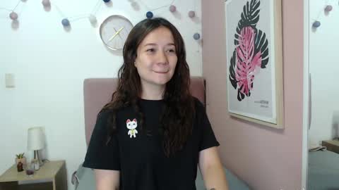 Snapshot of lanna_mills chatting on 05/04/26, 02:13 Lanna online show from 05/04/26, 02:13