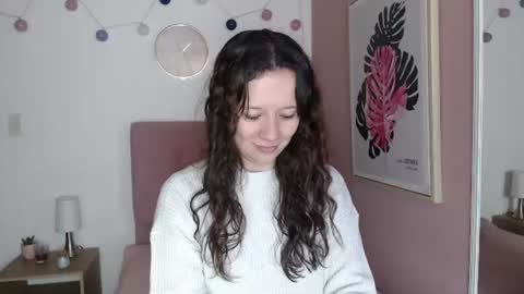 Snapshot of lanna_mills chatting on 06/09/26, 01:01 Lanna online show from 06/09/26, 01:01