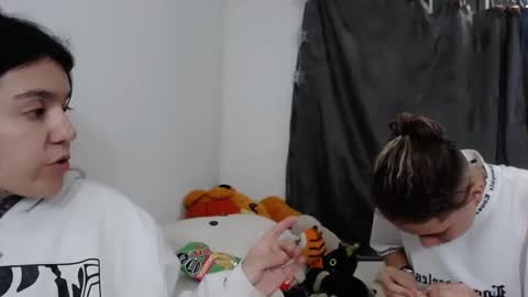 LANNIE   online show from 01/12/25, 02:35