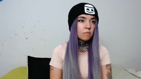 LANNIE   online show from 01/28/25, 02:21