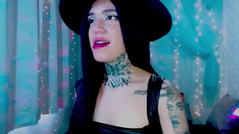 Snapshot of lannie_gonzales chatting on 03/07/26, 03:20 LANNIE online show from 03/07/26, 03:20