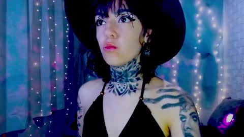 Snapshot of lannie_gonzales chatting on 03/12/26, 02:50 LANNIE online show from 03/12/26, 02:50