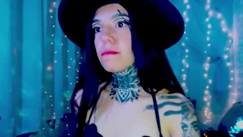 Snapshot of lannie_gonzales chatting on 03/13/26, 03:35 LANNIE online show from 03/13/26, 03:35