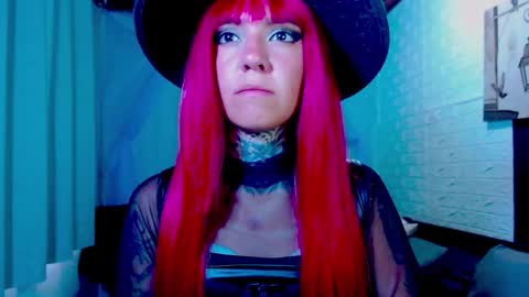 Snapshot of lannie_gonzales chatting on 03/27/26, 05:23 LANNIE online show from 03/27/26, 05:23