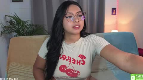Snapshot of lara1__ chatting on 04/10/26, 11:42 Lara online show from 04/10/26, 11:42