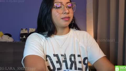 Snapshot of lara1__ chatting on 06/17/26, 10:43 Lara online show from 06/17/26, 10:43
