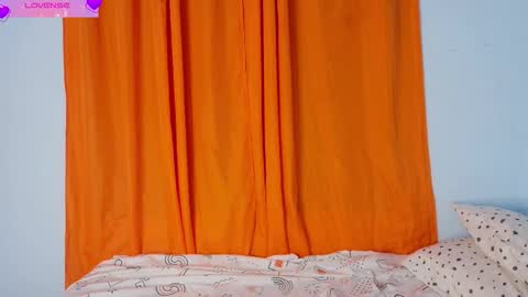 Snapshot of lara_aisha chatting on 03/19/26, 11:25 LARA online show from 03/19/26, 11:25