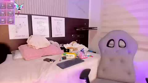 Snapshot of lara_as chatting on 09/10/25, 06:02 lara_as online show from 09/10/25, 06:02