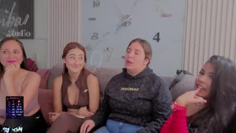 Snapshot of lara_as chatting on 11/04/25, 02:49 lara_as online show from 11/04/25, 02:49