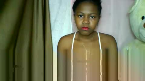 Snapshot of lara_belle chatting on 05/12/26, 07:38 lara_belle online show from 05/12/26, 07:38