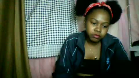 Snapshot of lara_belle chatting on 07/03/26, 04:35 lara_belle online show from 07/03/26, 04:35