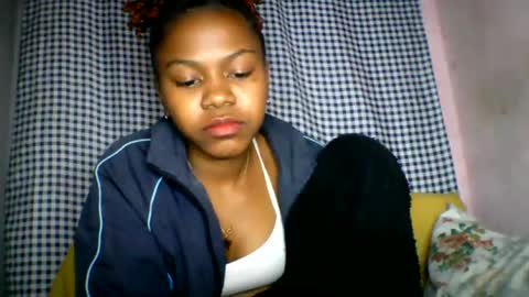Snapshot of lara_belle chatting on 07/26/26, 02:09 lara_belle online show from 07/26/26, 02:09