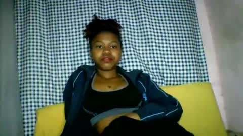 Snapshot of lara_belle chatting on 07/28/26, 07:39 lara_belle online show from 07/28/26, 07:39