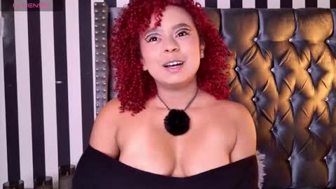 Snapshot of lara_curly chatting on 03/27/26, 10:48 lara_curly online show from 03/27/26, 10:48