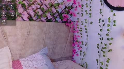 Snapshot of lara_gil_ chatting on 01/06/26, 08:34 Lara Gill online show from 01/06/26, 08:34