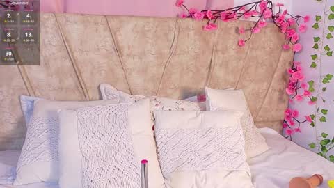 Snapshot of lara_gil_ chatting on 01/13/26, 09:09 Lara Gill online show from 01/13/26, 09:09