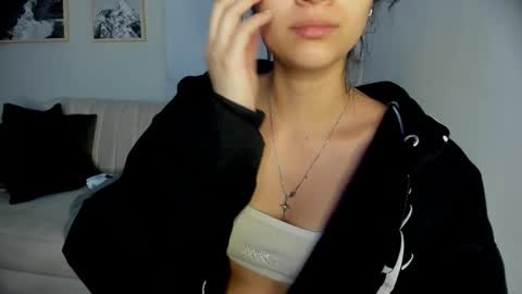 Snapshot of lara_madisson chatting on 11/03/25, 05:20 Lara Madisson online show from 11/03/25, 05:20