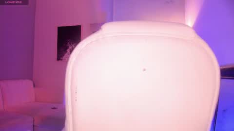 Snapshot of lara_madisson chatting on 07/23/26, 06:33 Lara Madisson online show from 07/23/26, 06:33