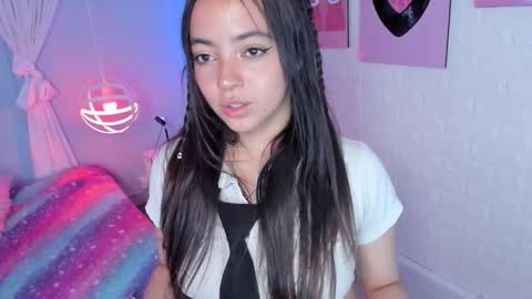 Snapshot of laraa_rous chatting on 09/26/25, 03:32 lara online show from 09/26/25, 03:32