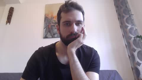 Snapshot of laraaan chatting on 01/09/26, 11:02 laraaan online show from 01/09/26, 11:02