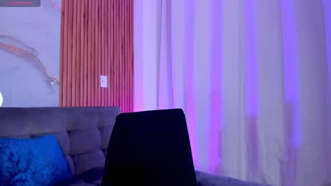 Snapshot of larabaker chatting on 01/14/25, 02:19 Lara online show from 01/14/25, 02:19