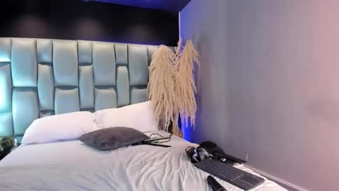 Lara online show from 02/27/26, 07:03