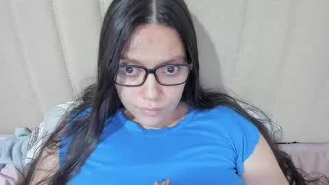 lara online show from 02/19/25, 02:55