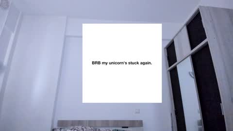 Snapshot of laracara chatting on 12/30/24, 07:48 Lara online show from 12/30/24, 07:48