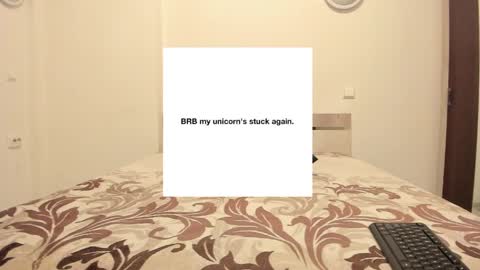 Snapshot of laracara chatting on 04/08/26, 04:23 Lara online show from 04/08/26, 04:23