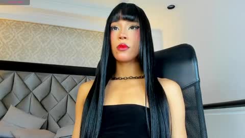 Snapshot of larademon_ chatting on 03/30/26, 01:17 Lara Demon online show from 03/30/26, 01:17