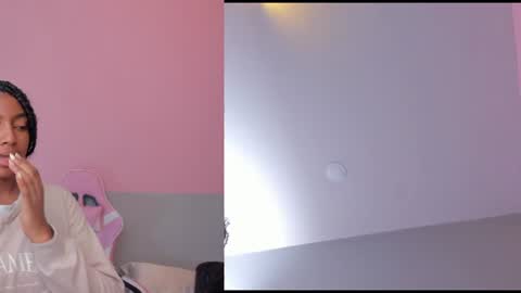 laraebony_ online show from 07/02/26, 10:32