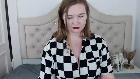 LaraFlirt online show from 12/29/24, 11:39