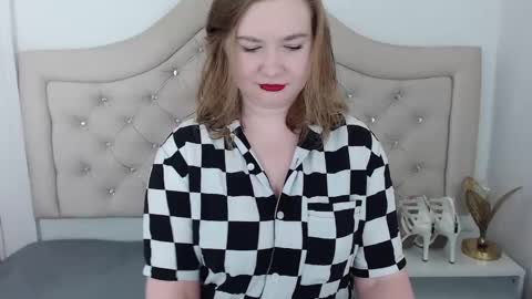 LaraFlirt online show from 01/31/25, 07:29