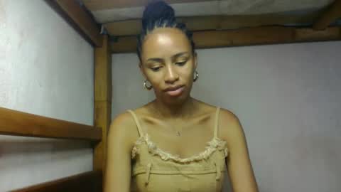 Snapshot of larah98 chatting on 02/20/26, 09:10 larah98 online show from 02/20/26, 09:10