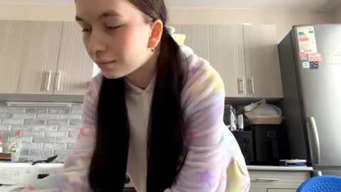 Snapshot of larainerothmiller chatting on 03/06/26, 07:38 lara online show from 03/06/26, 07:38