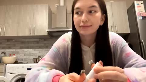 Snapshot of larainerothmiller chatting on 03/11/26, 09:32 lara online show from 03/11/26, 09:32