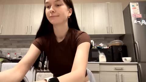 Snapshot of larainerothmiller chatting on 03/15/26, 09:32 lara online show from 03/15/26, 09:32