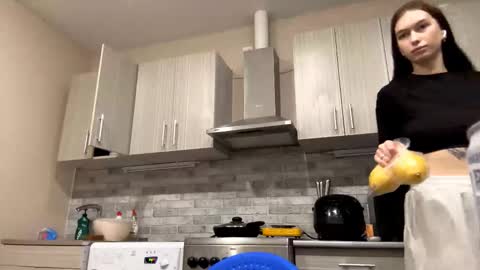 Snapshot of larainerothmiller chatting on 03/26/26, 06:13 lara online show from 03/26/26, 06:13