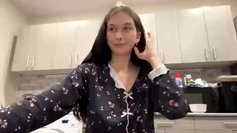 Snapshot of larainerothmiller chatting on 03/29/26, 07:14 lara online show from 03/29/26, 07:14